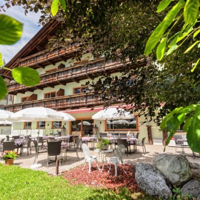 DAS POSTHAUS HOTEL slider 1