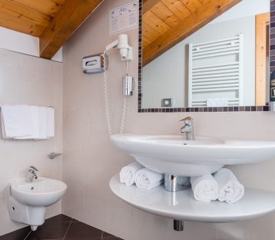 albergodimaro-camerasuperior-04-600x350