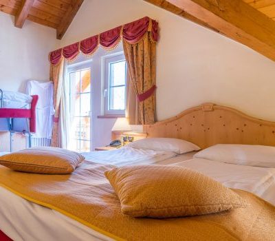 albergodimaro-camerasuperior-09-600x350
